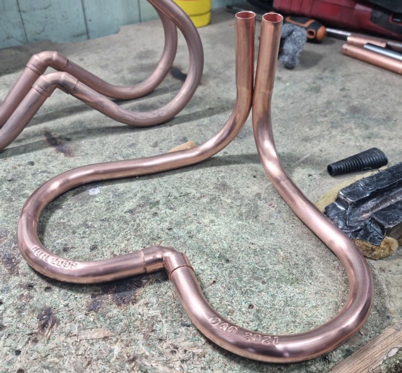 Double Copper Heart Flower Stand - Copper Hearts UK