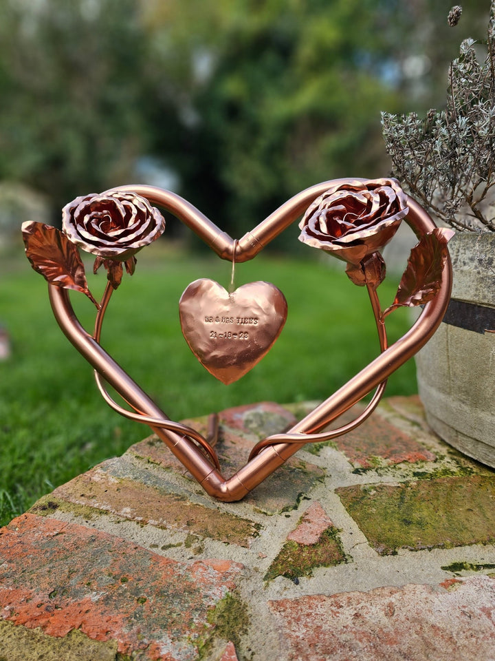 Twin Roses entwined with copper heart - Copper Hearts UK
